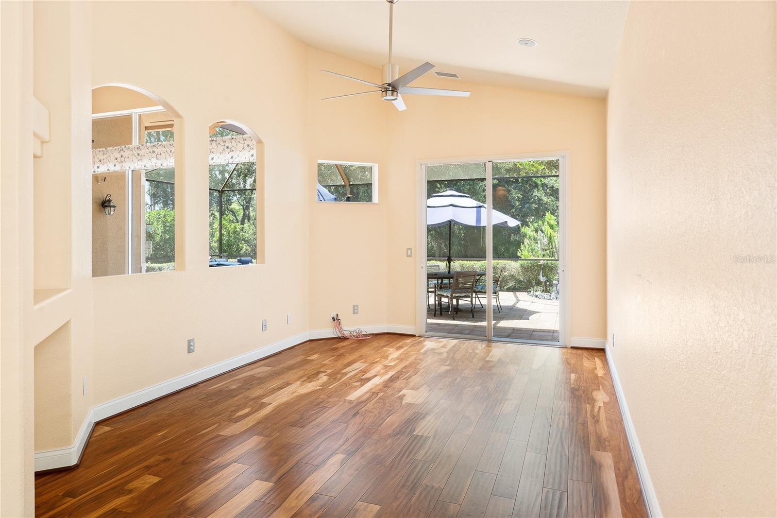 3 VILLAGE VIEW DR