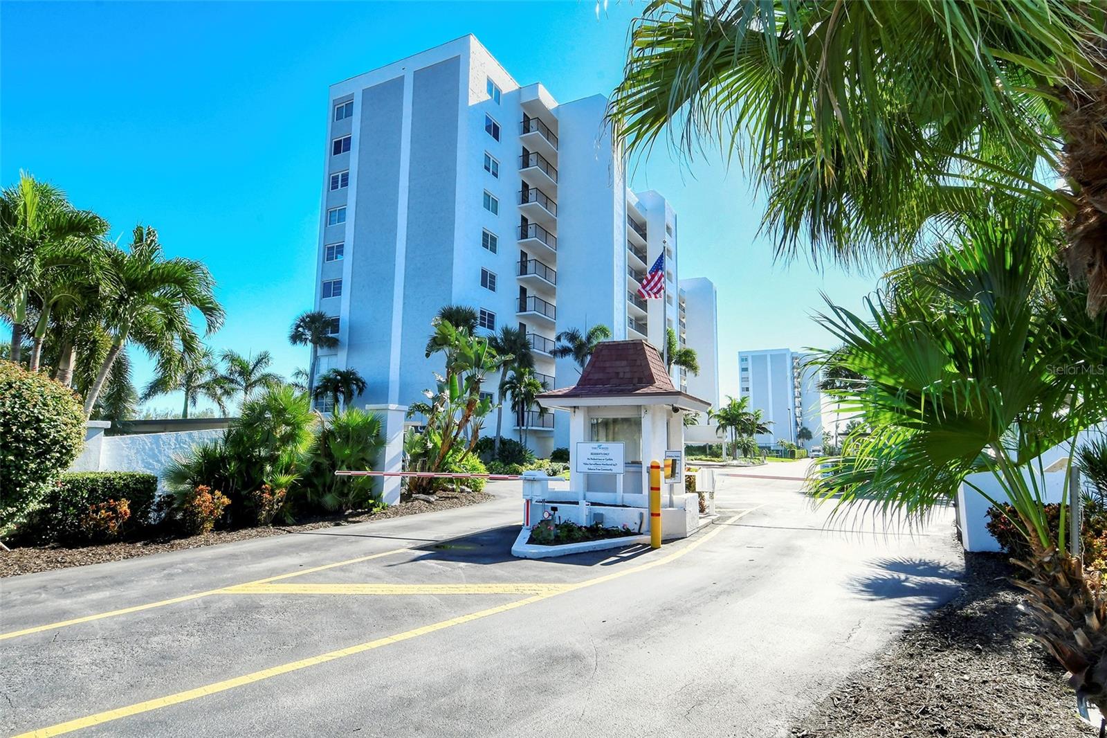 9393 MIDNIGHT PASS RD #503