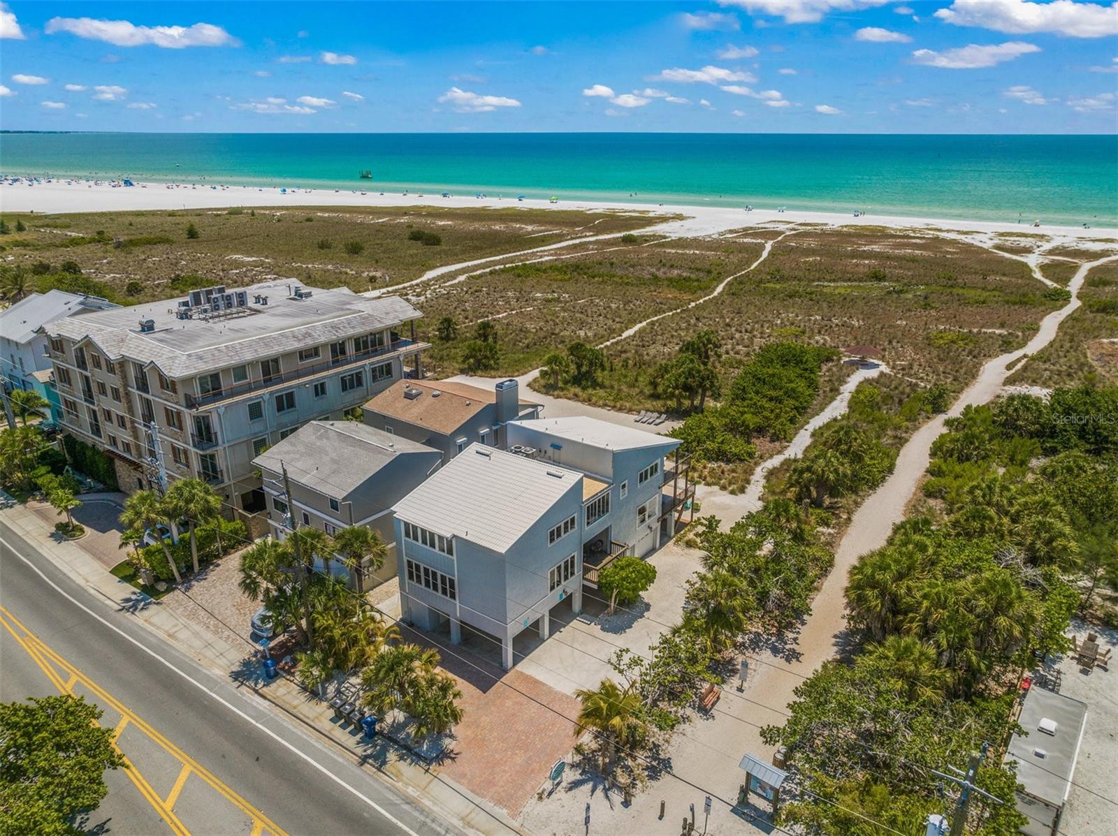 600/602 BEACH RD #1 & 2