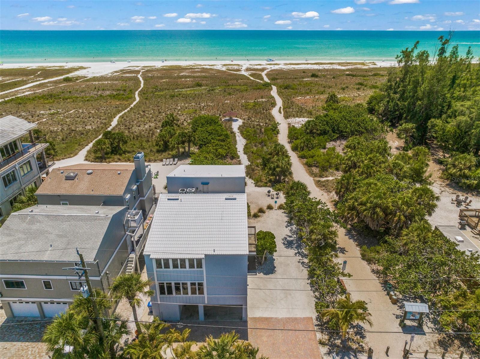 600/602 BEACH RD #1 & 2