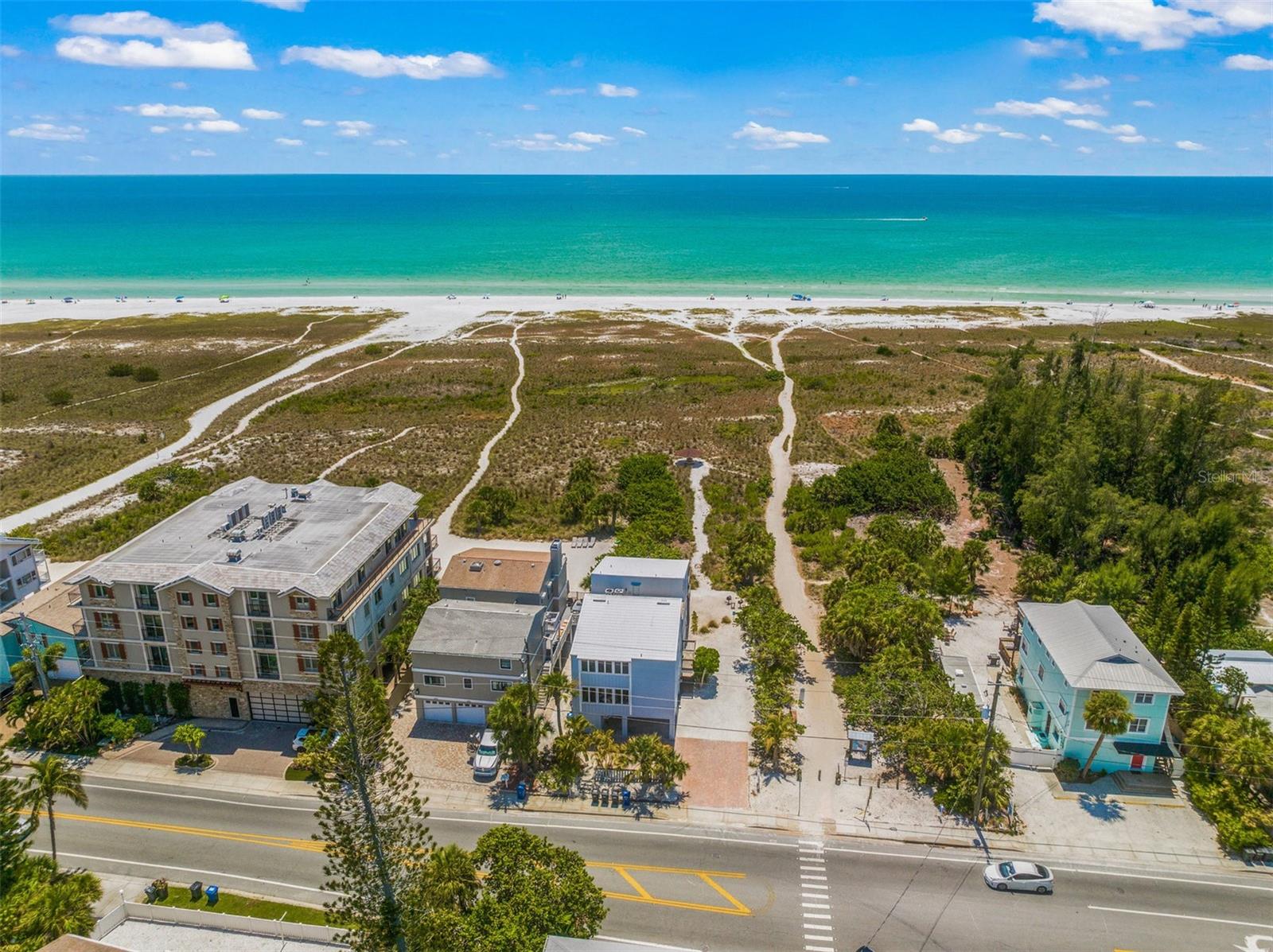 600/602 BEACH RD #1 & 2