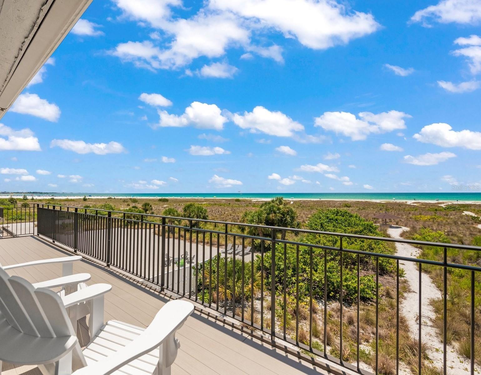 600/602 BEACH RD #1 & 2