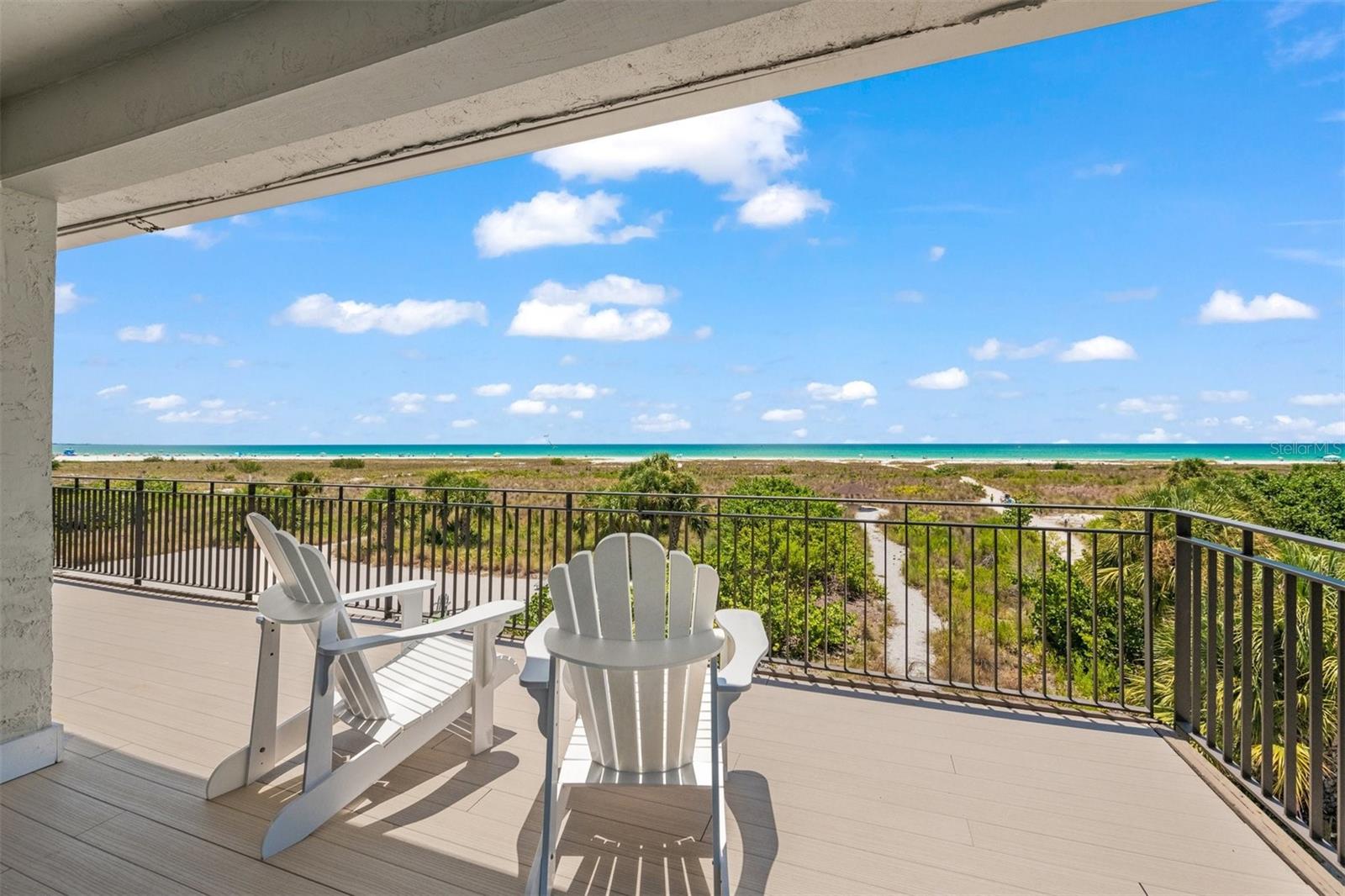 600/602 BEACH RD #1 & 2
