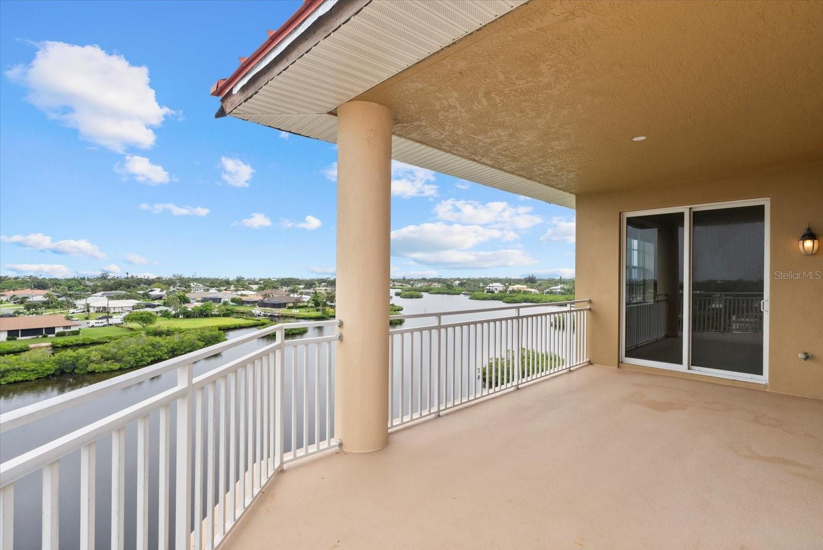 5100 JESSIE HARBOR DR #701