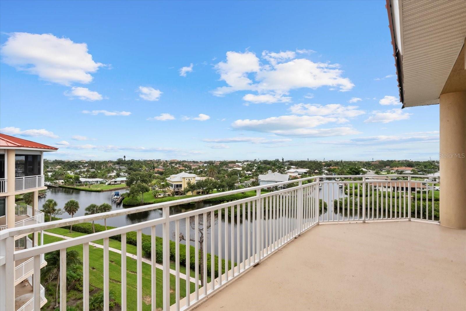 5100 JESSIE HARBOR DR #701