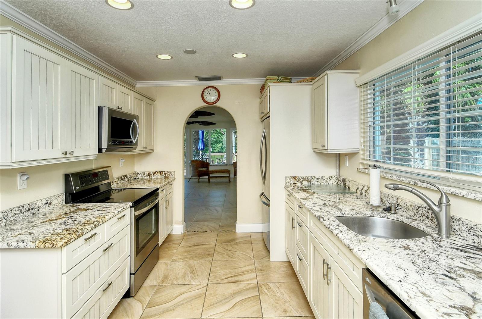 9393 MIDNIGHT PASS RD #302
