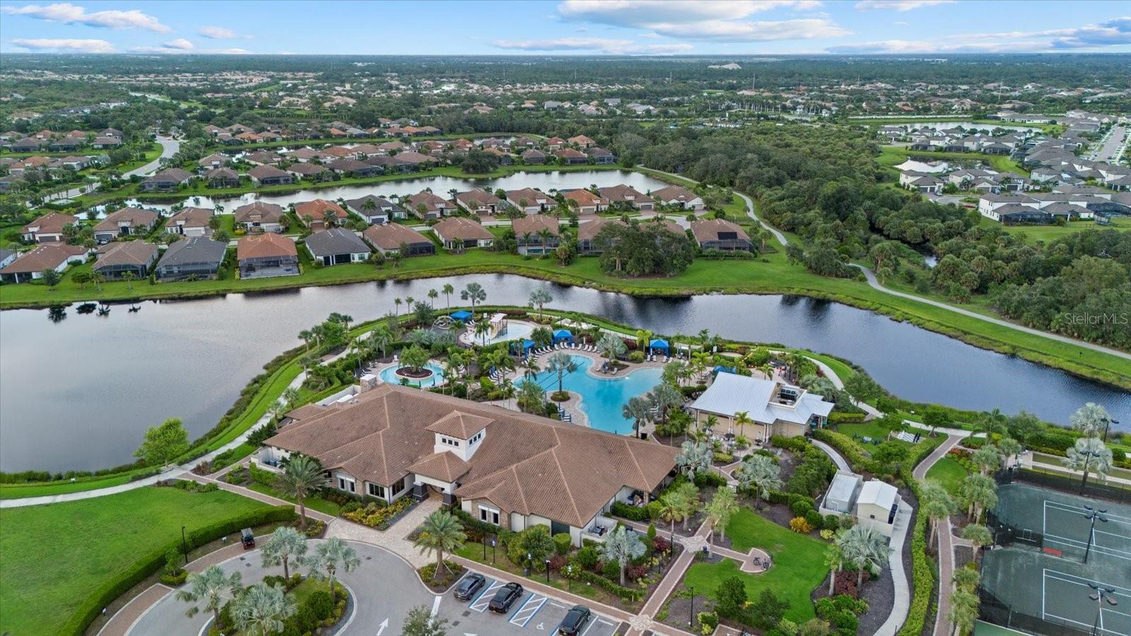 12401 OSORIO CT #203