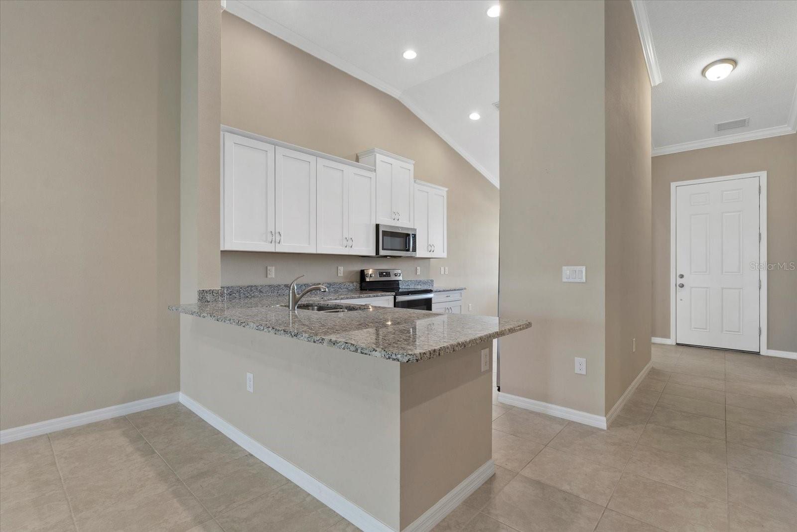 12401 OSORIO CT #203