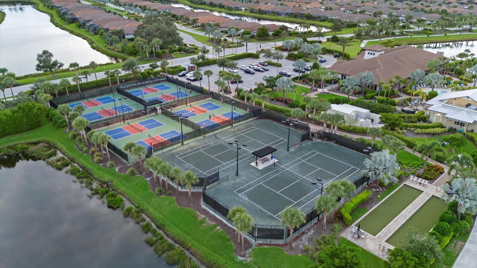 12401 OSORIO CT #203