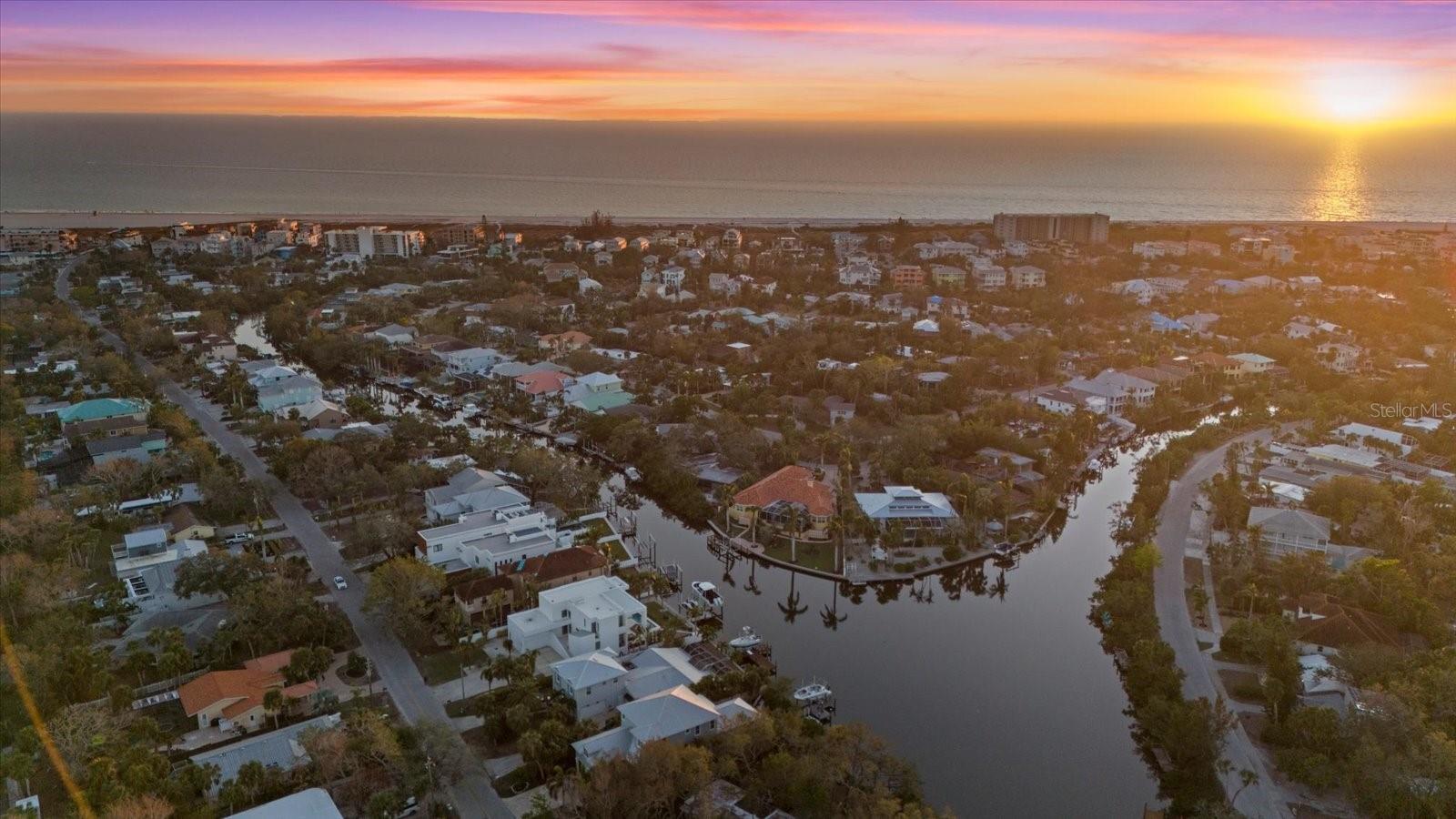 5246 AVENIDA DEL MARE