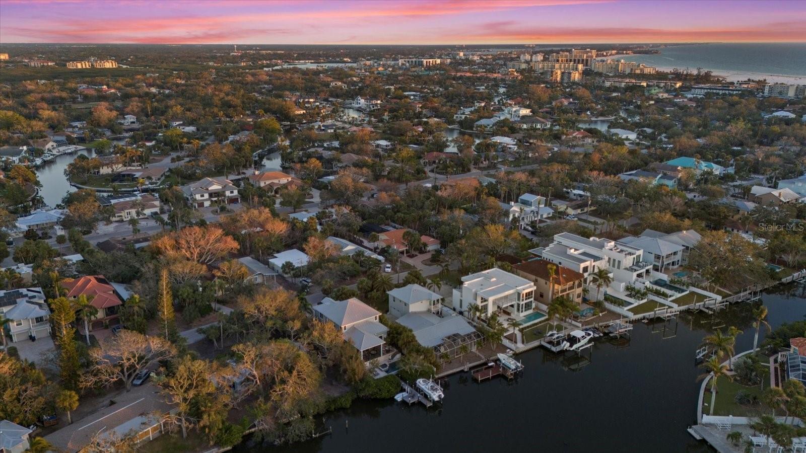 5246 AVENIDA DEL MARE
