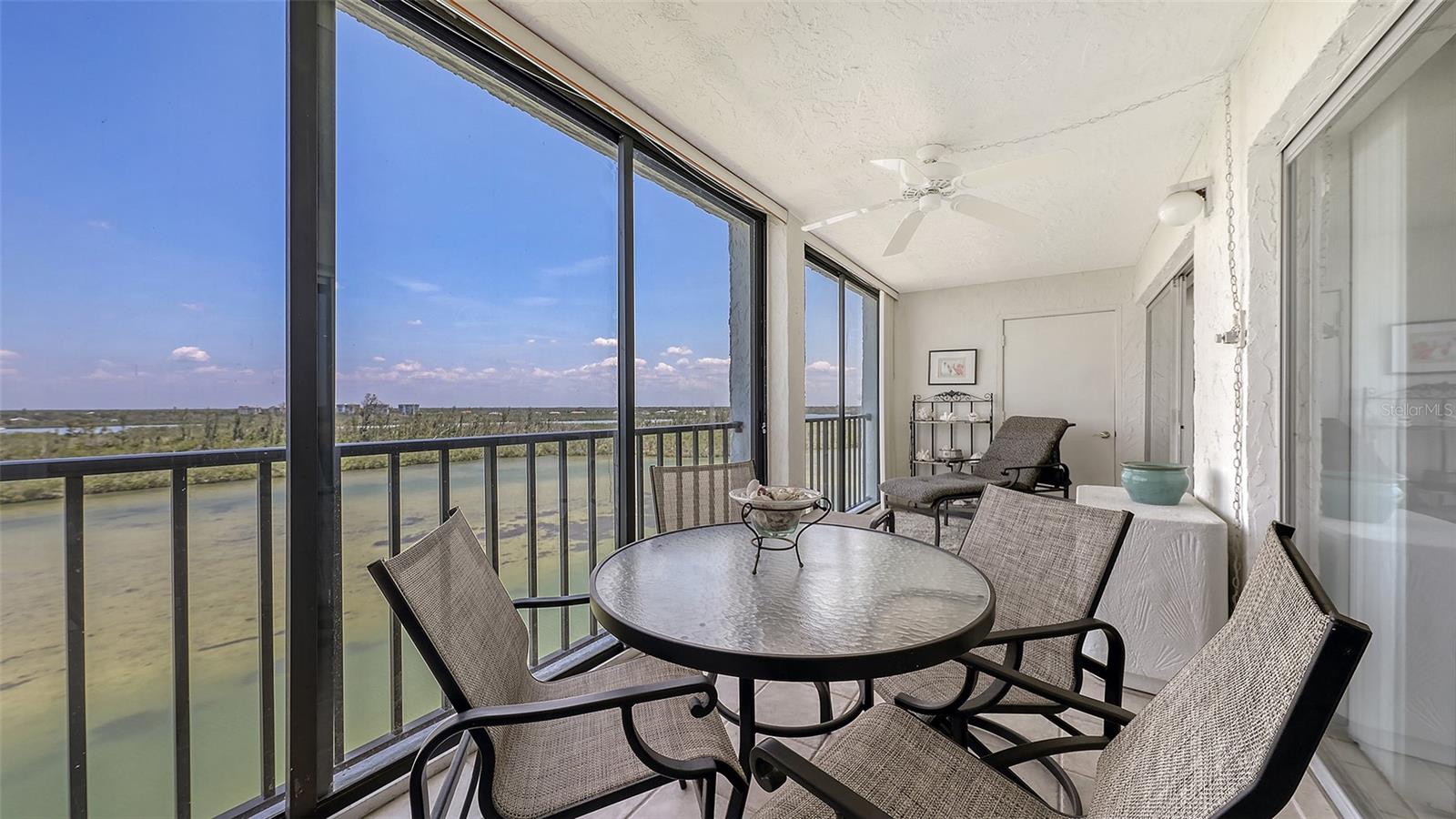 9393 MIDNIGHT PASS RD #P4