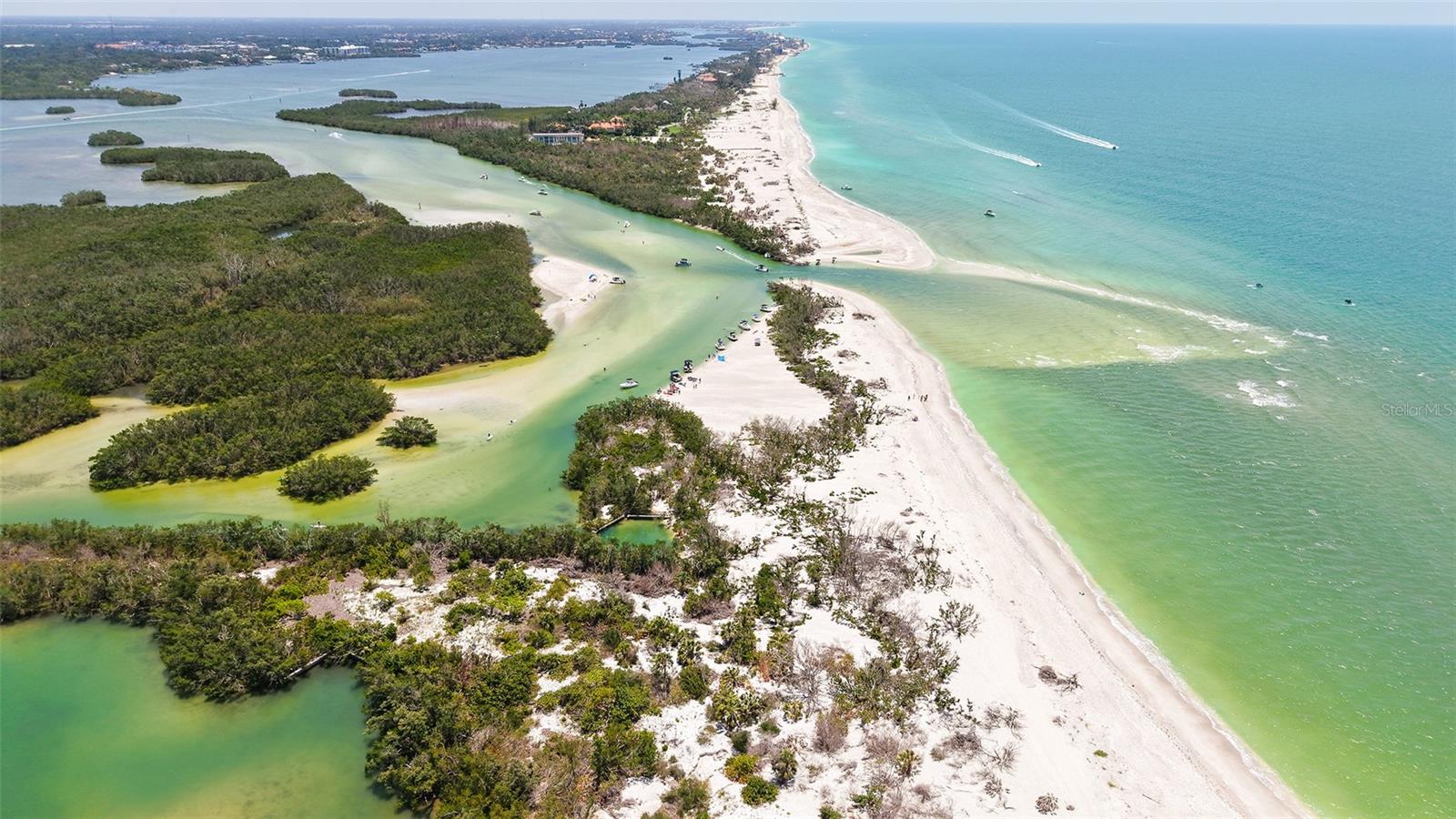 9393 MIDNIGHT PASS RD #P4