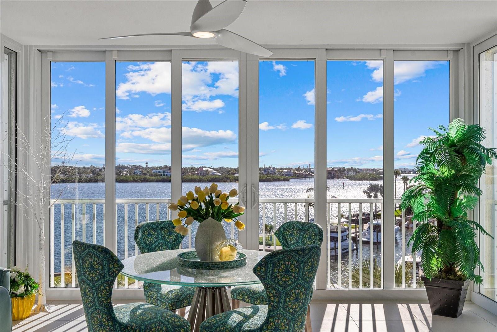 1260 DOLPHIN BAY WAY #401