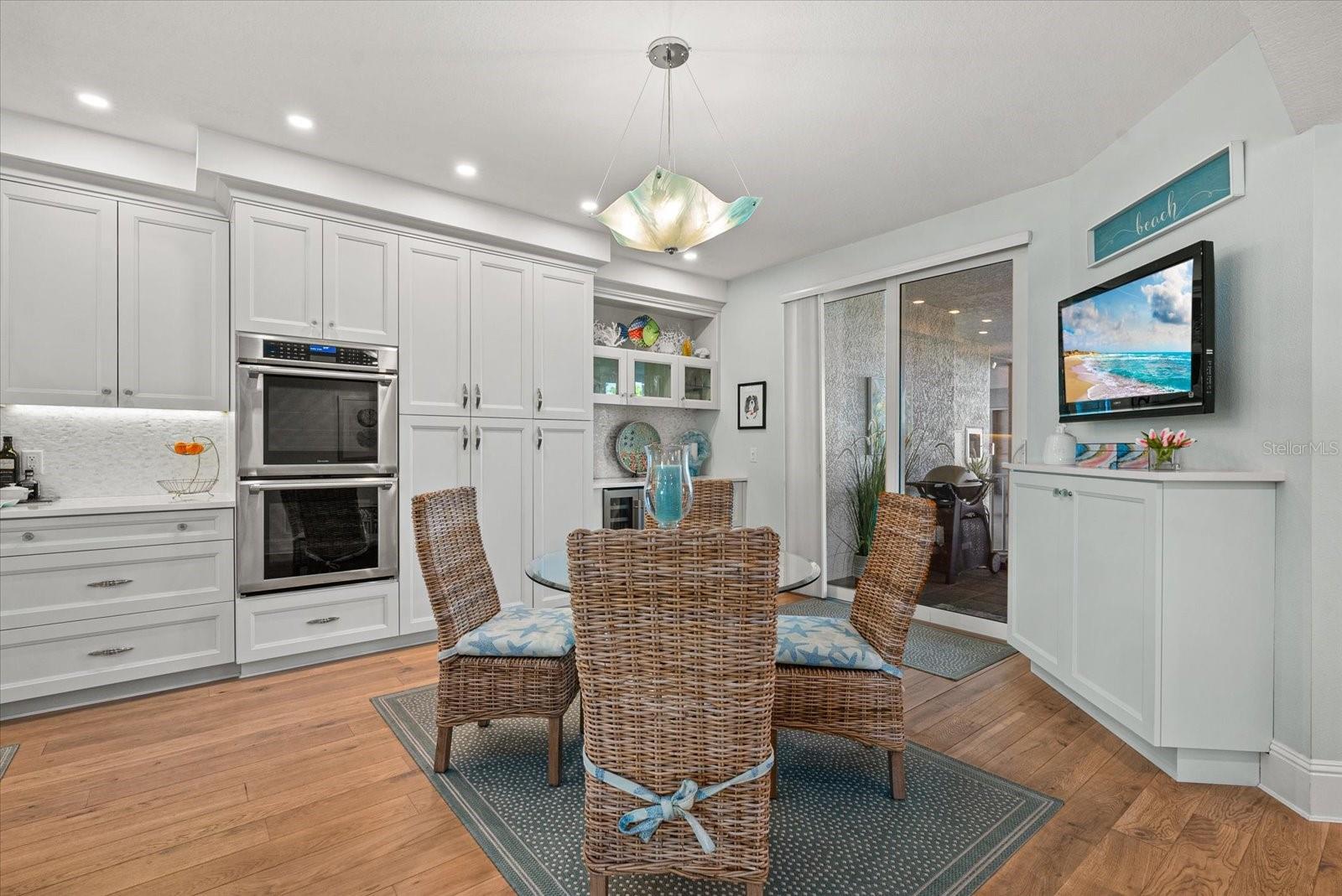 1260 DOLPHIN BAY WAY #401