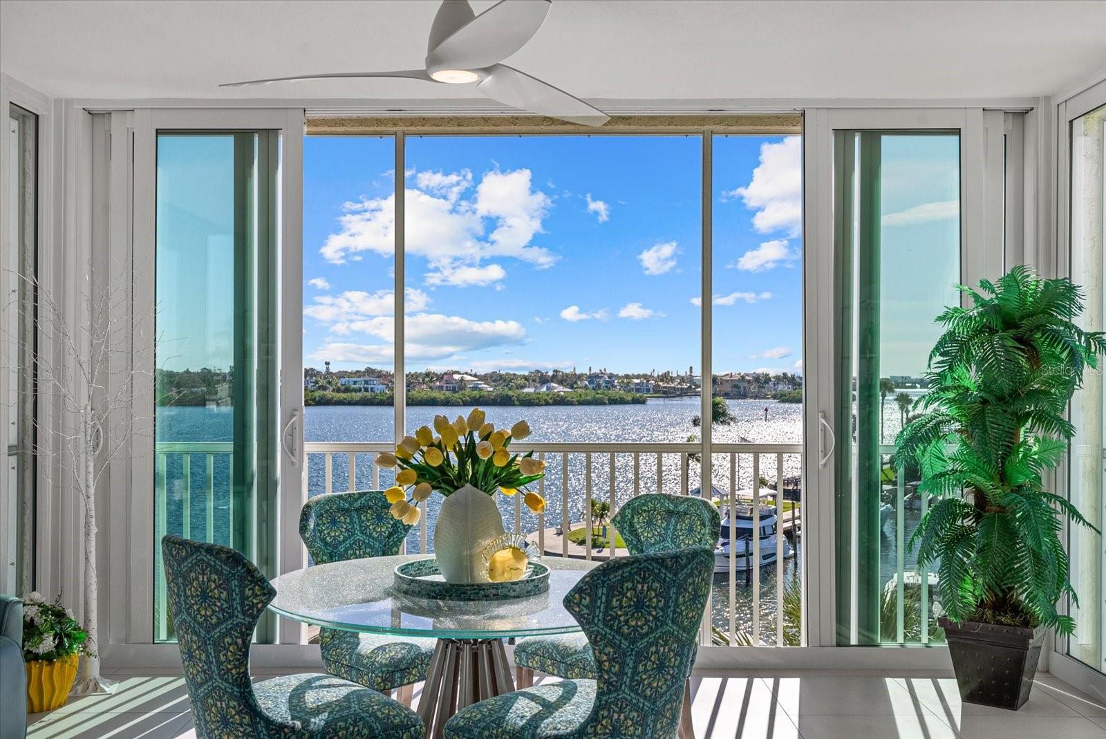 1260 DOLPHIN BAY WAY #401