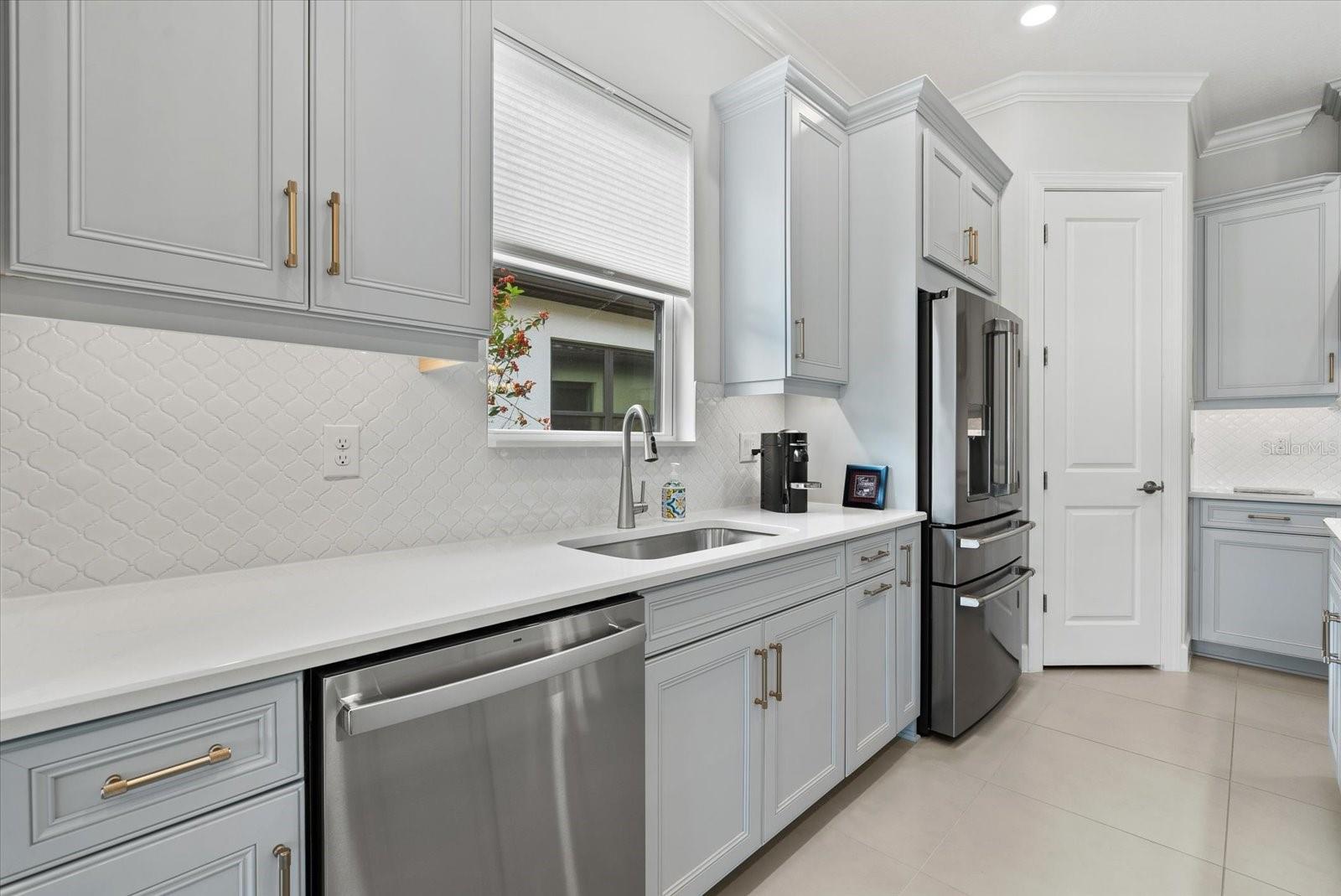 10128 MORNING MIST LN