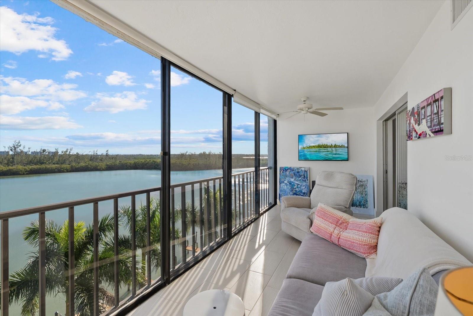 9393 MIDNIGHT PASS RD #606