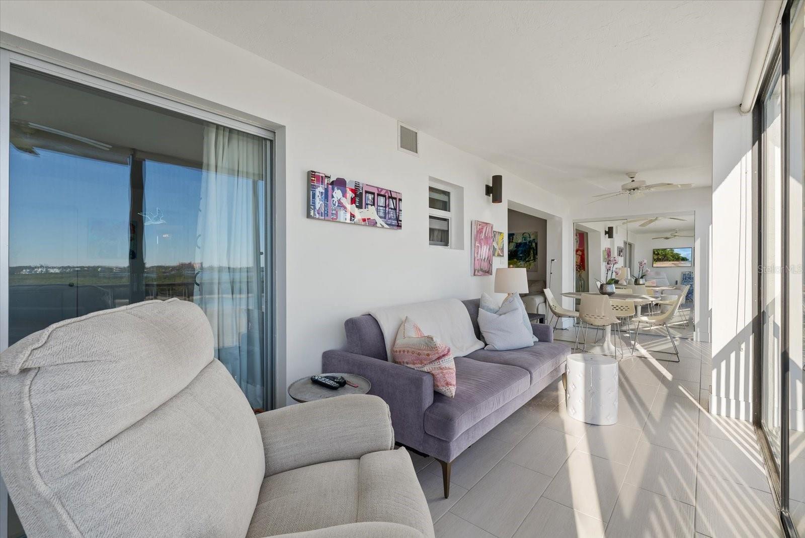 9393 MIDNIGHT PASS RD #606