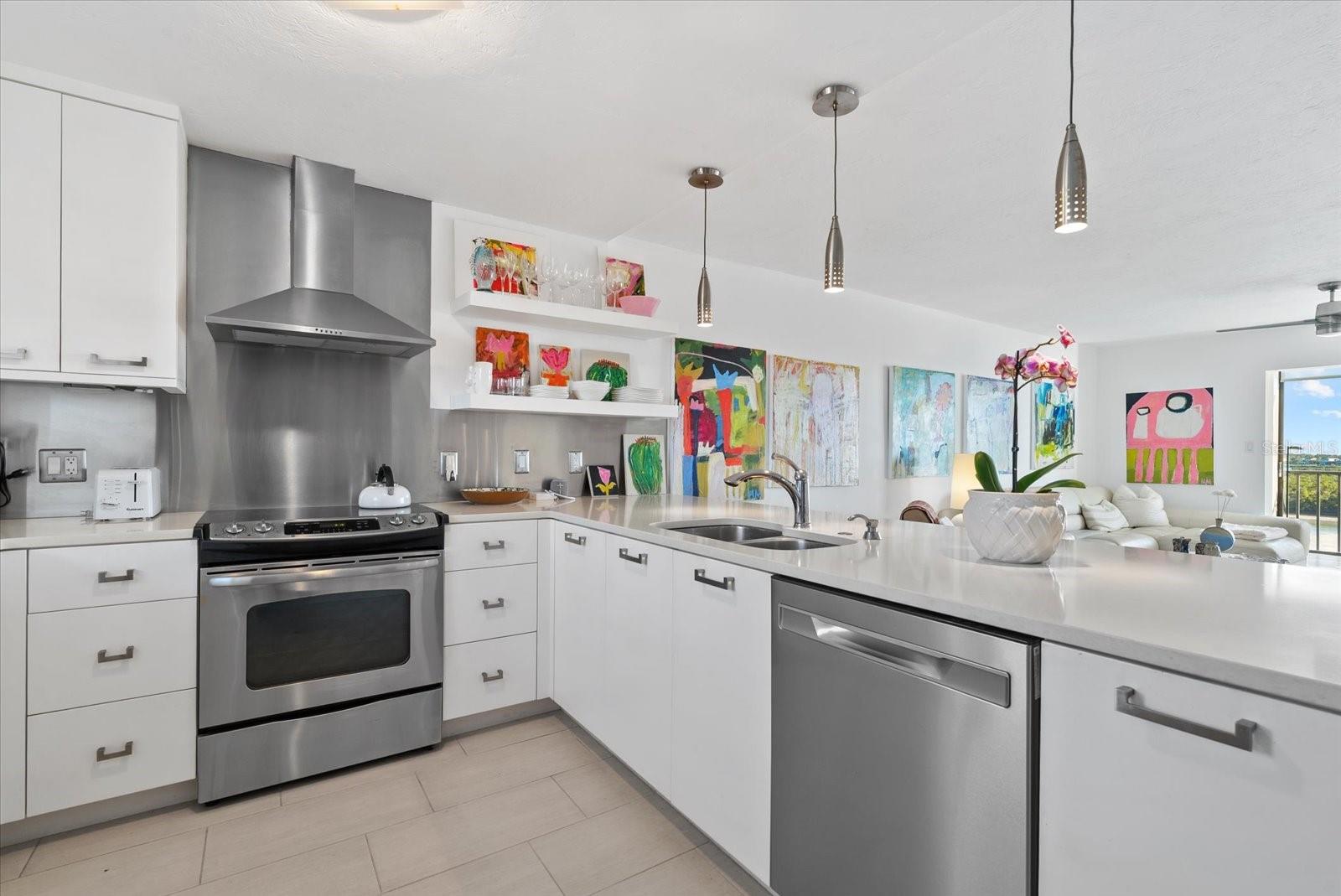 9393 MIDNIGHT PASS RD #606