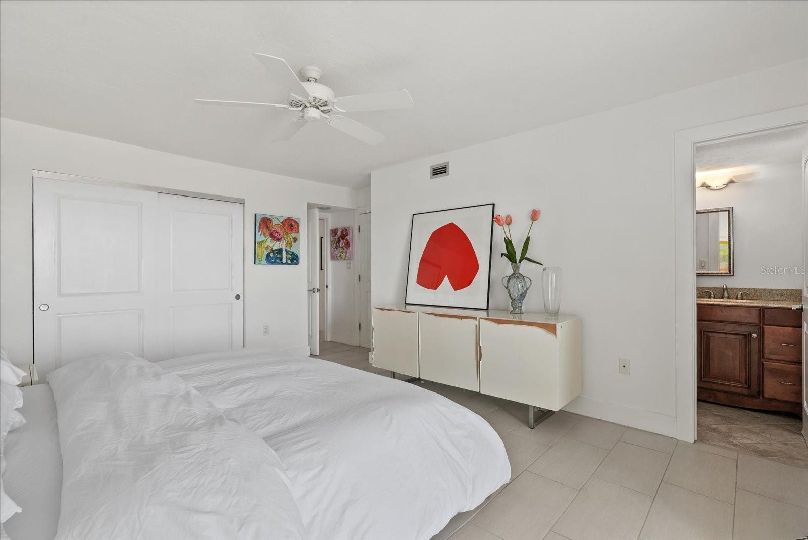 9393 MIDNIGHT PASS RD #606