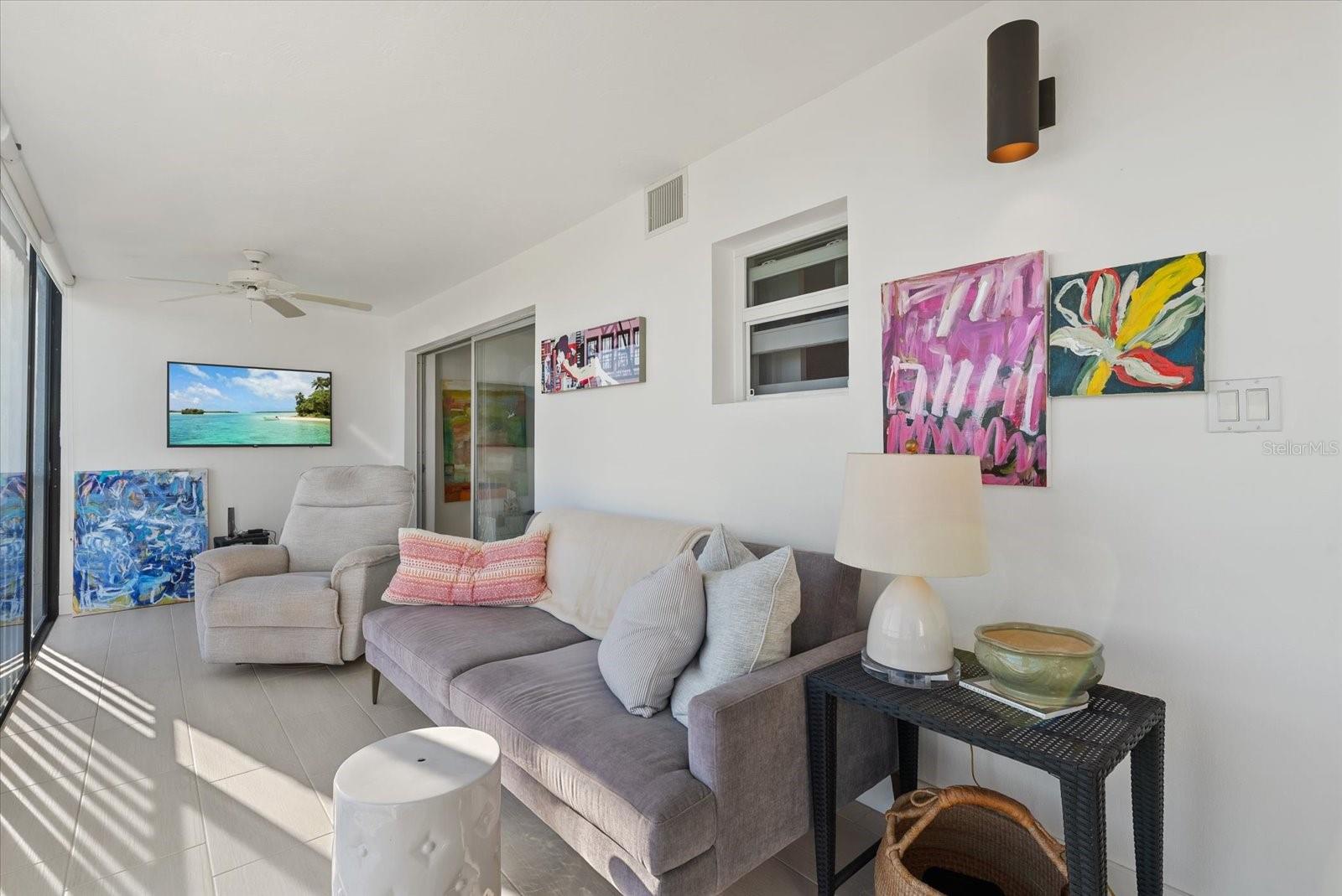 9393 MIDNIGHT PASS RD #606