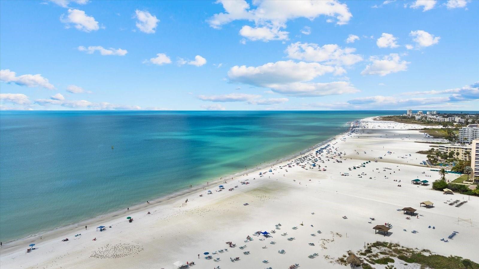 1660 SUMMERHOUSE LN #402