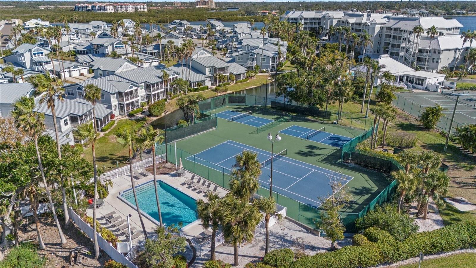 1275 SIESTA BAYSIDE DR #1275