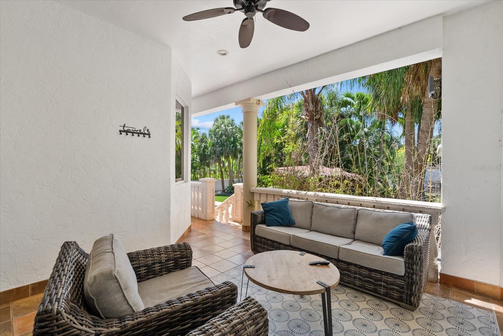 3508 LA PALOMA AVE