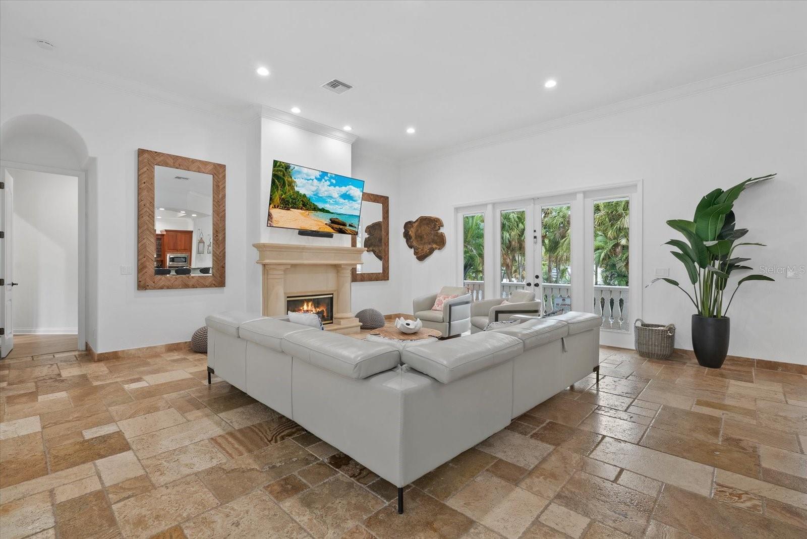 3508 LA PALOMA AVE