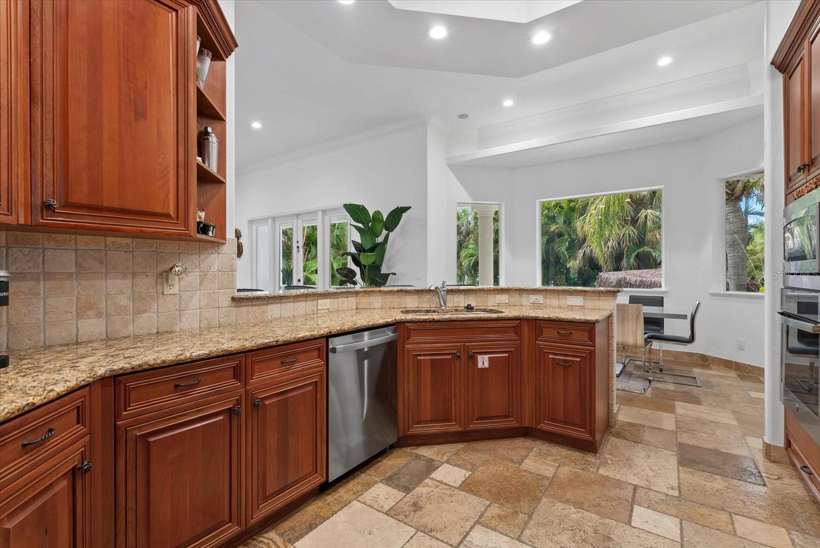 3508 LA PALOMA AVE