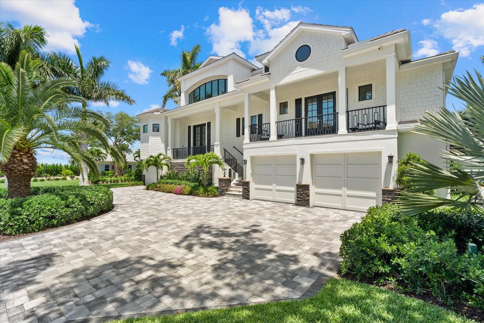 1525 MALLARD LN