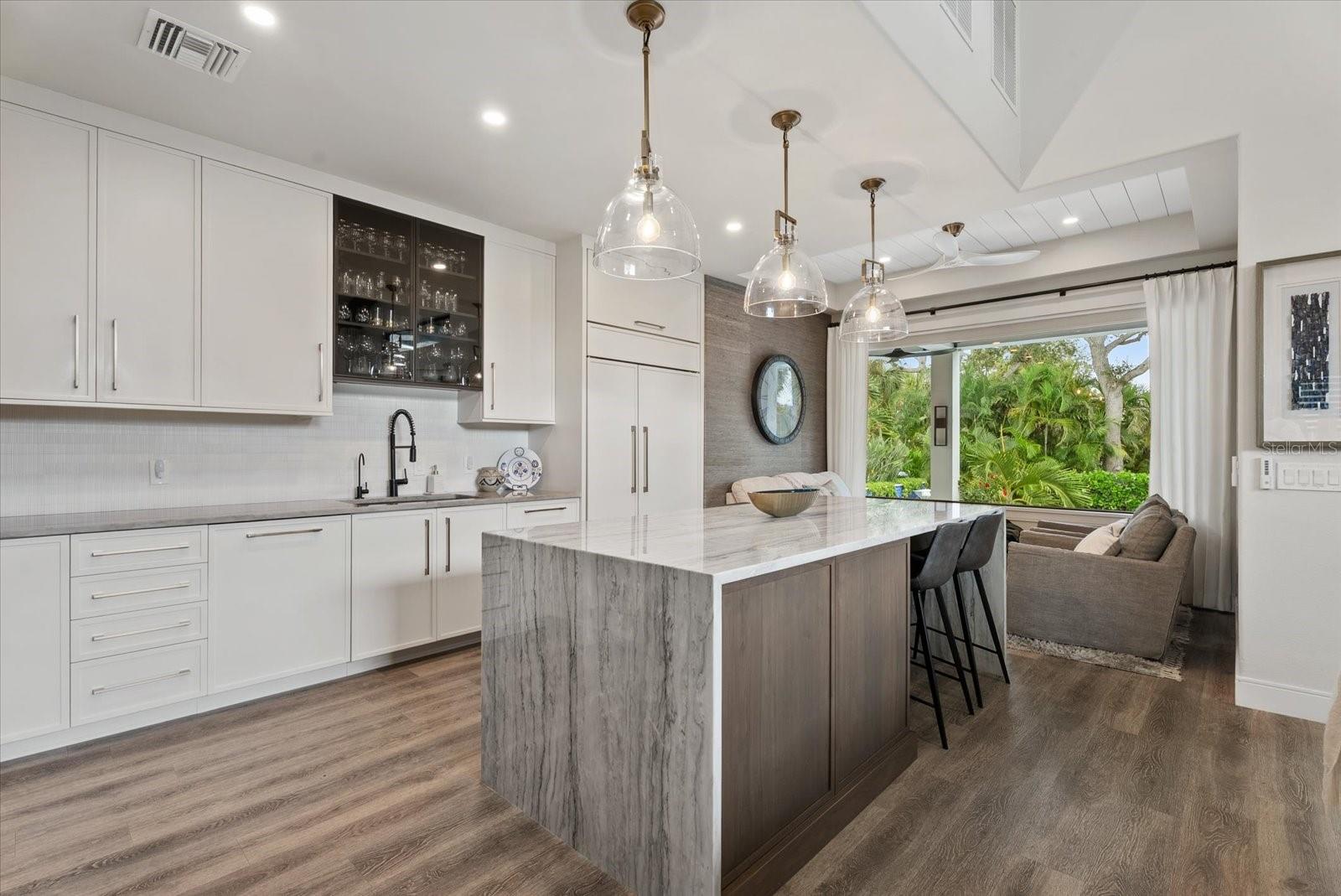 5307 AVENIDA DEL MARE