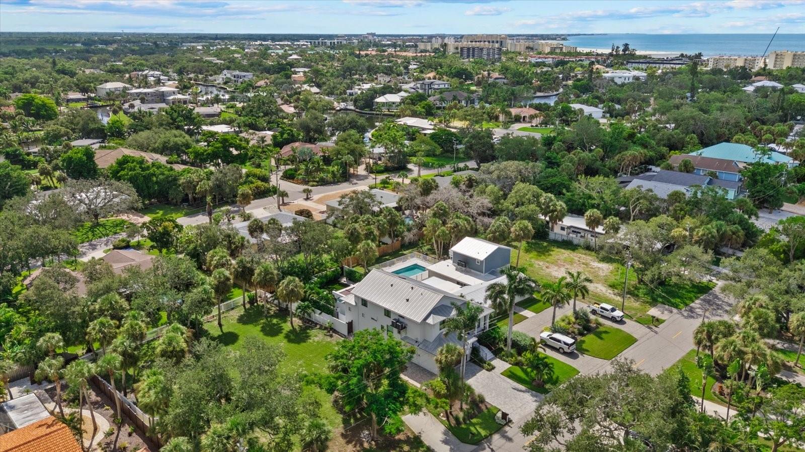5307 AVENIDA DEL MARE