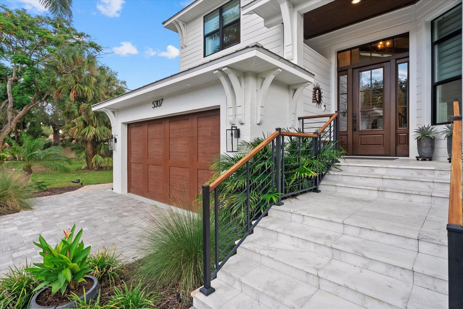 5307 AVENIDA DEL MARE