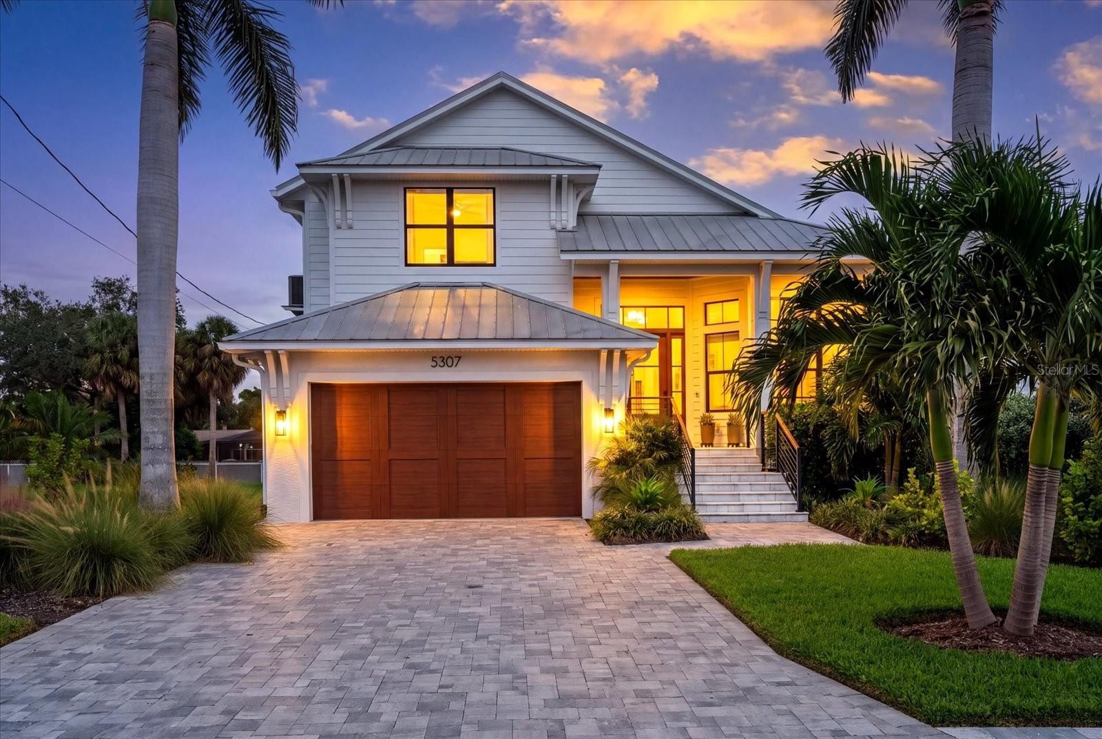 5307 AVENIDA DEL MARE