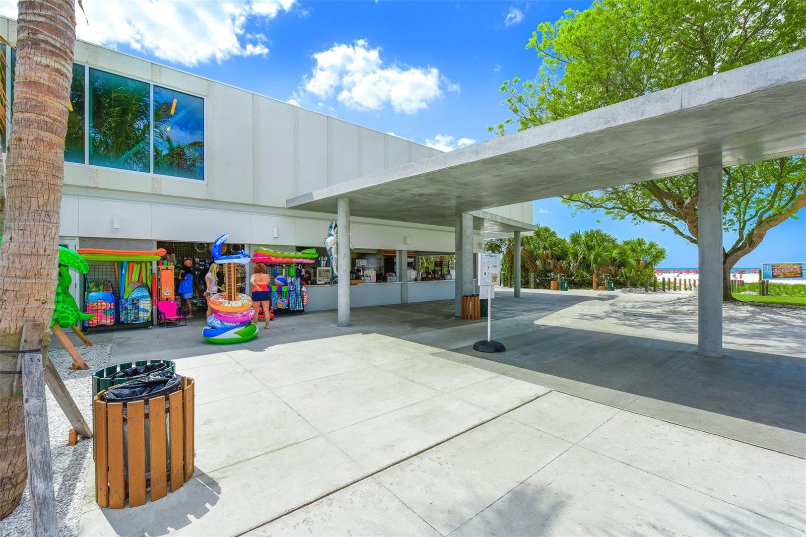 5307 AVENIDA DEL MARE
