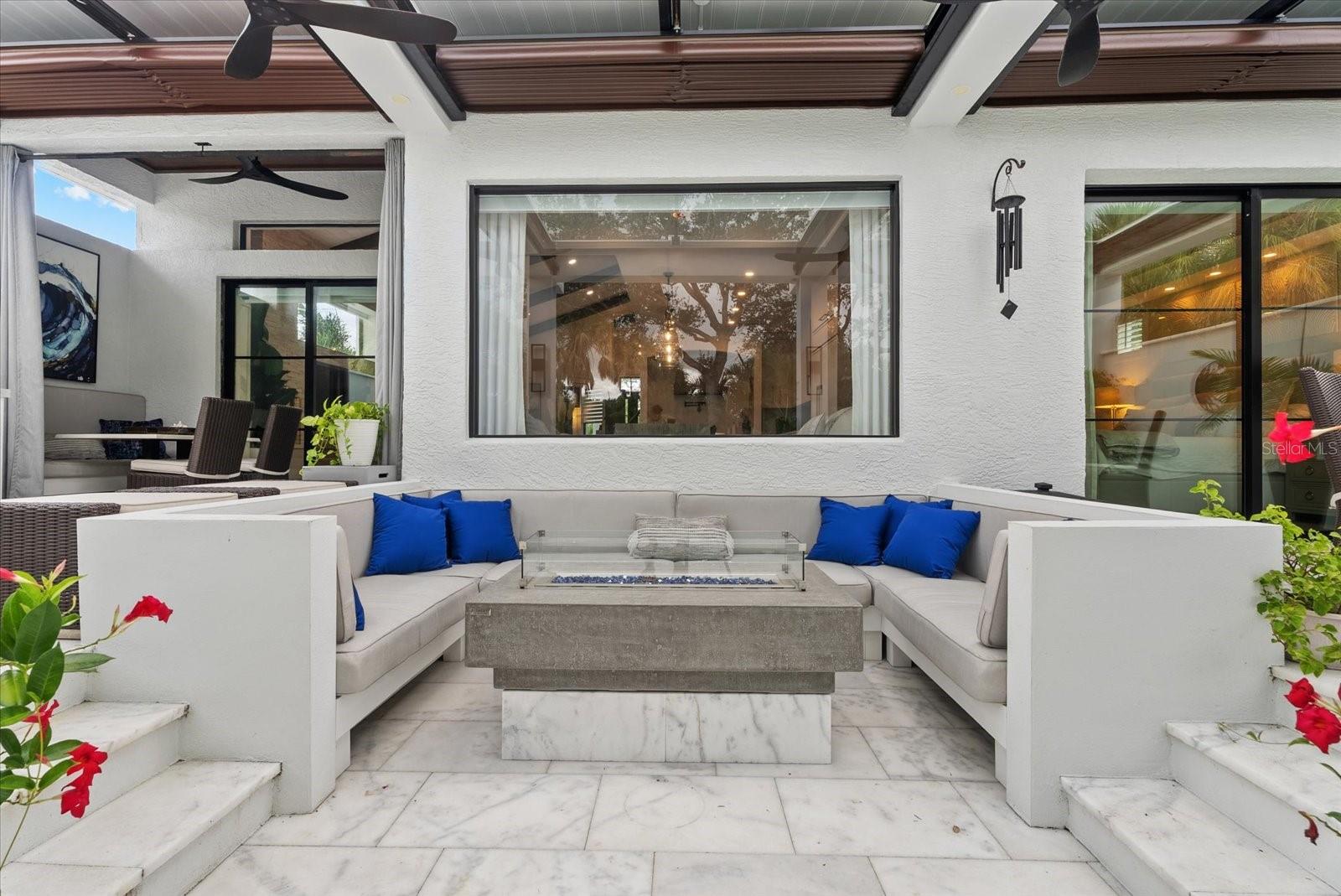 5307 AVENIDA DEL MARE