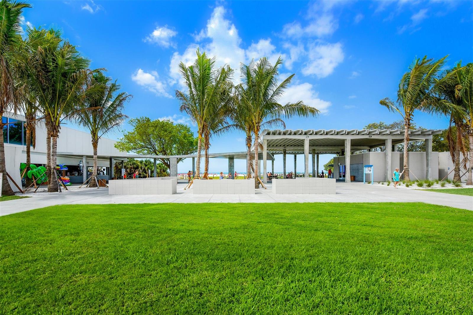 5307 AVENIDA DEL MARE