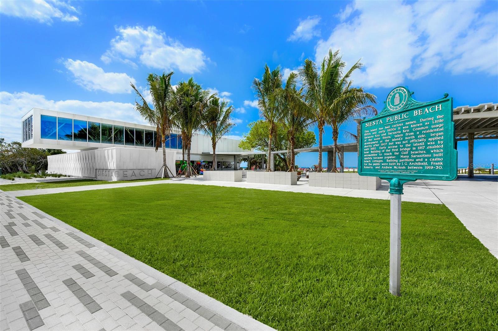 5307 AVENIDA DEL MARE
