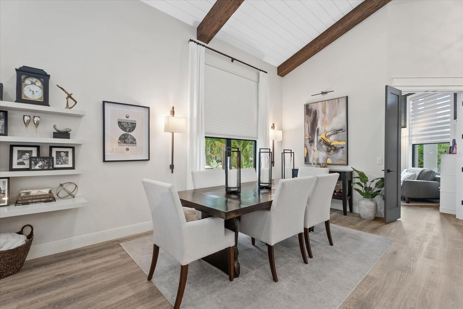 5307 AVENIDA DEL MARE