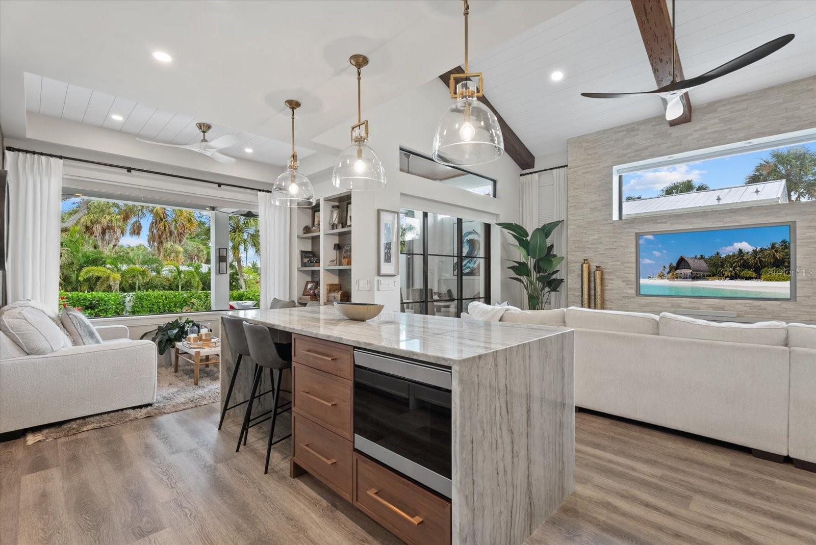 5307 AVENIDA DEL MARE