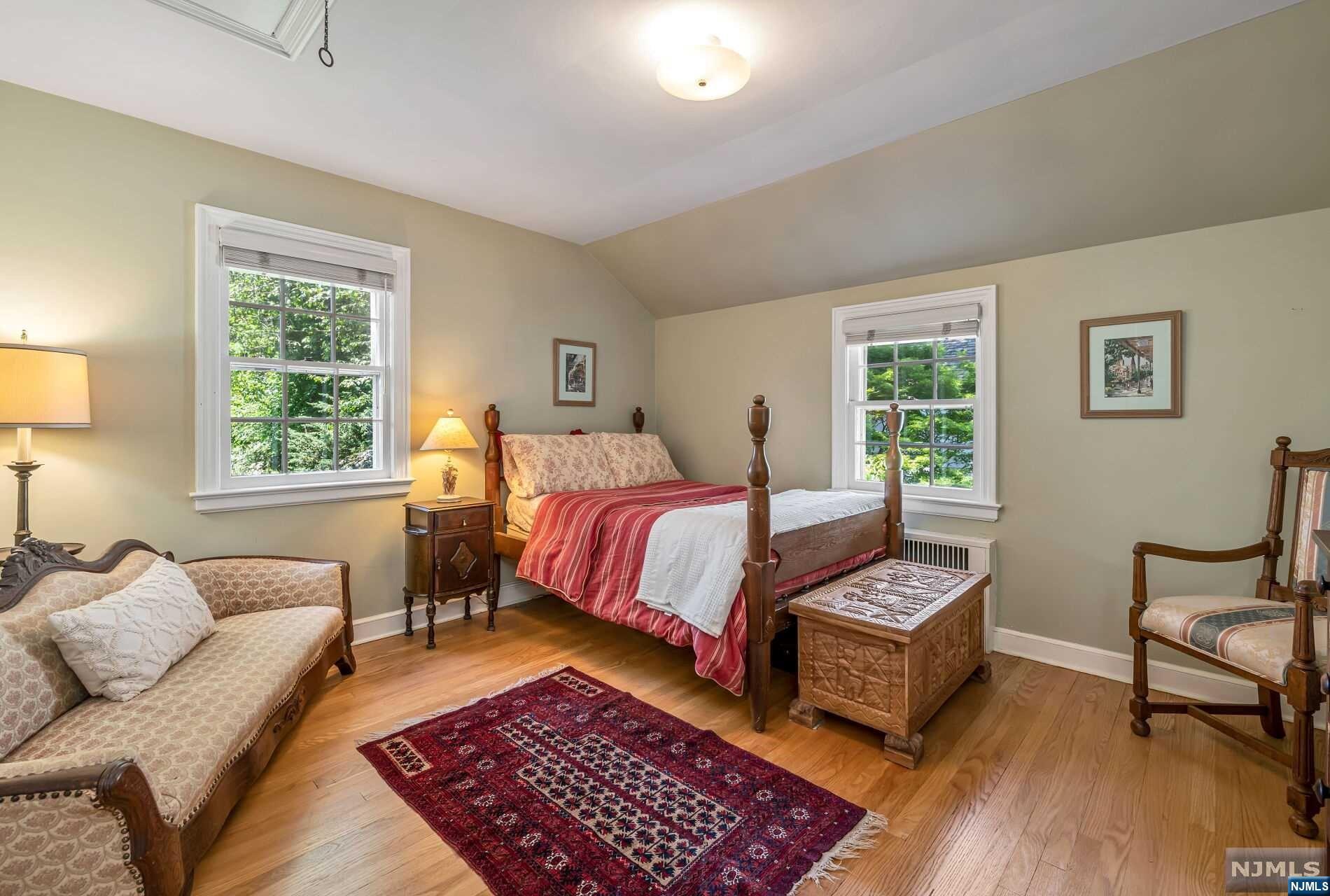 656 Sherwood Road