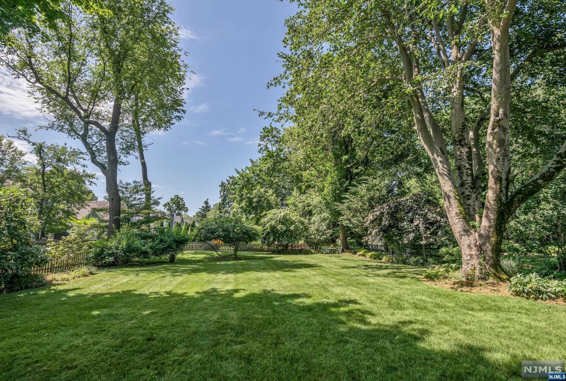 656 Sherwood Road
