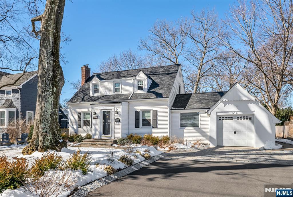 518 Maple Avenue