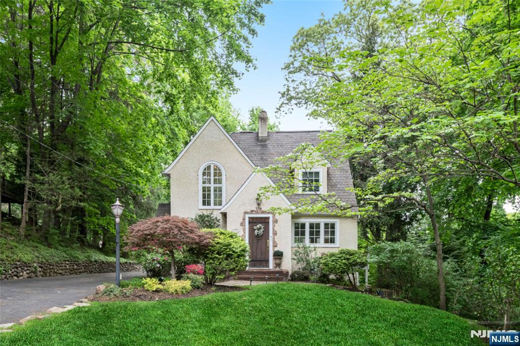 35 Ridge Road