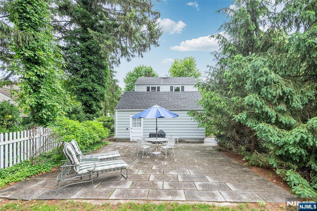 330 Vesta Court
