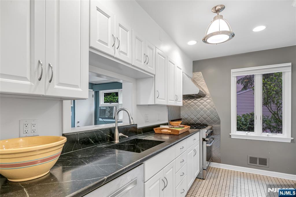 330 Vesta Court