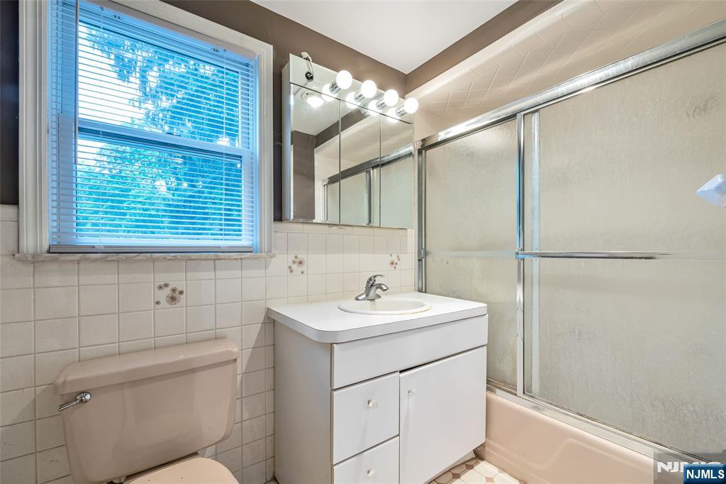 330 Vesta Court