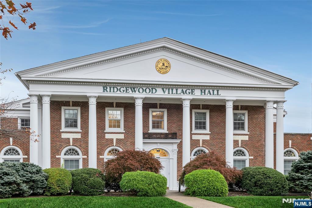 330 Vesta Court